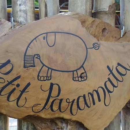 Petit Paramata Phitsanulok Buitenkant foto